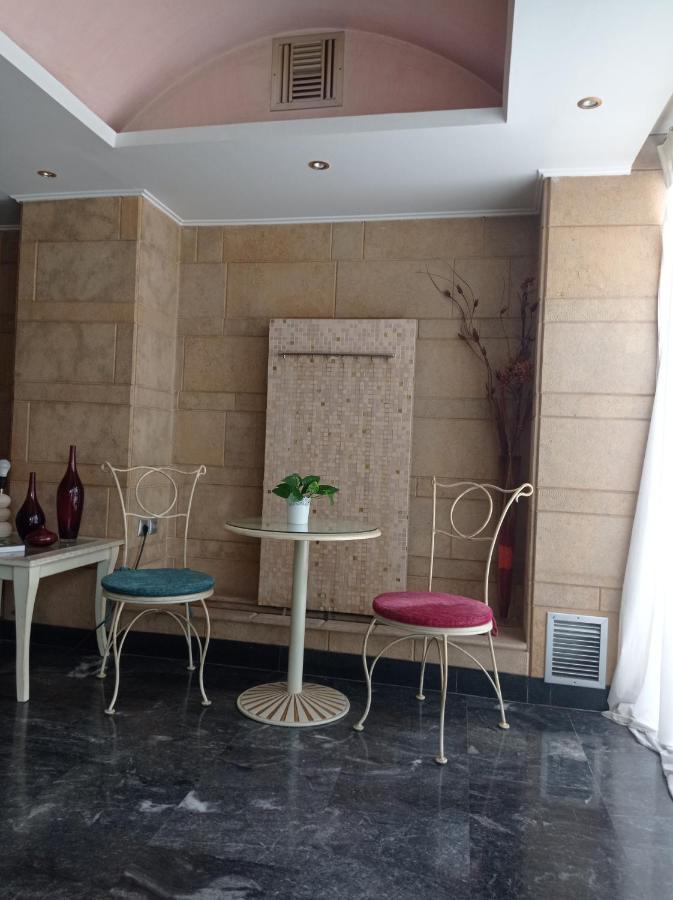 Hotel Niki Pire Dış mekan fotoğraf